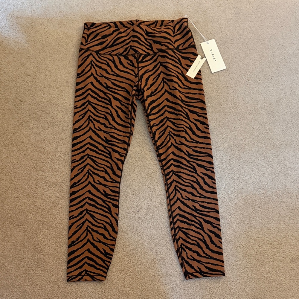 NWT Varley Tiger Stripe Leggings